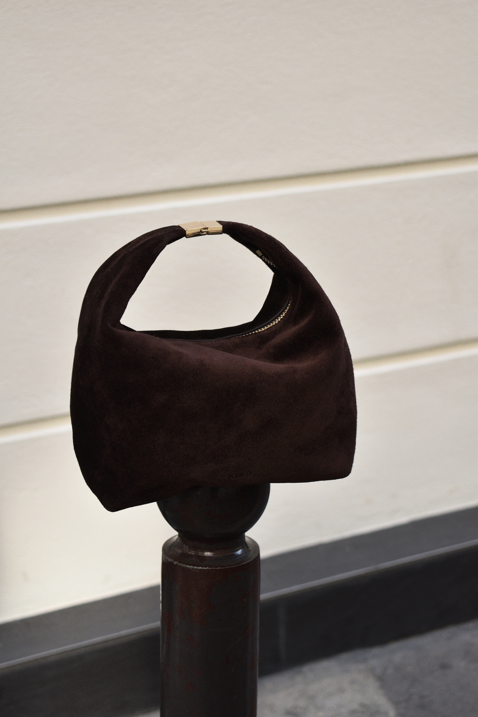 Nikè Clip Bag mini - Brown Suede