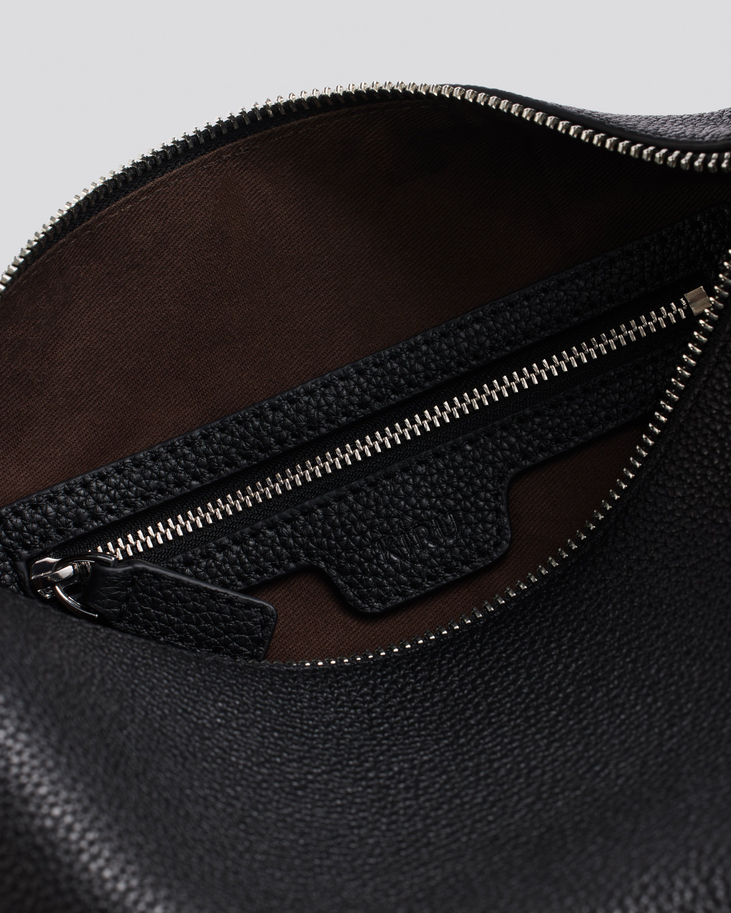 Zaha Buckle Bag mini - Black