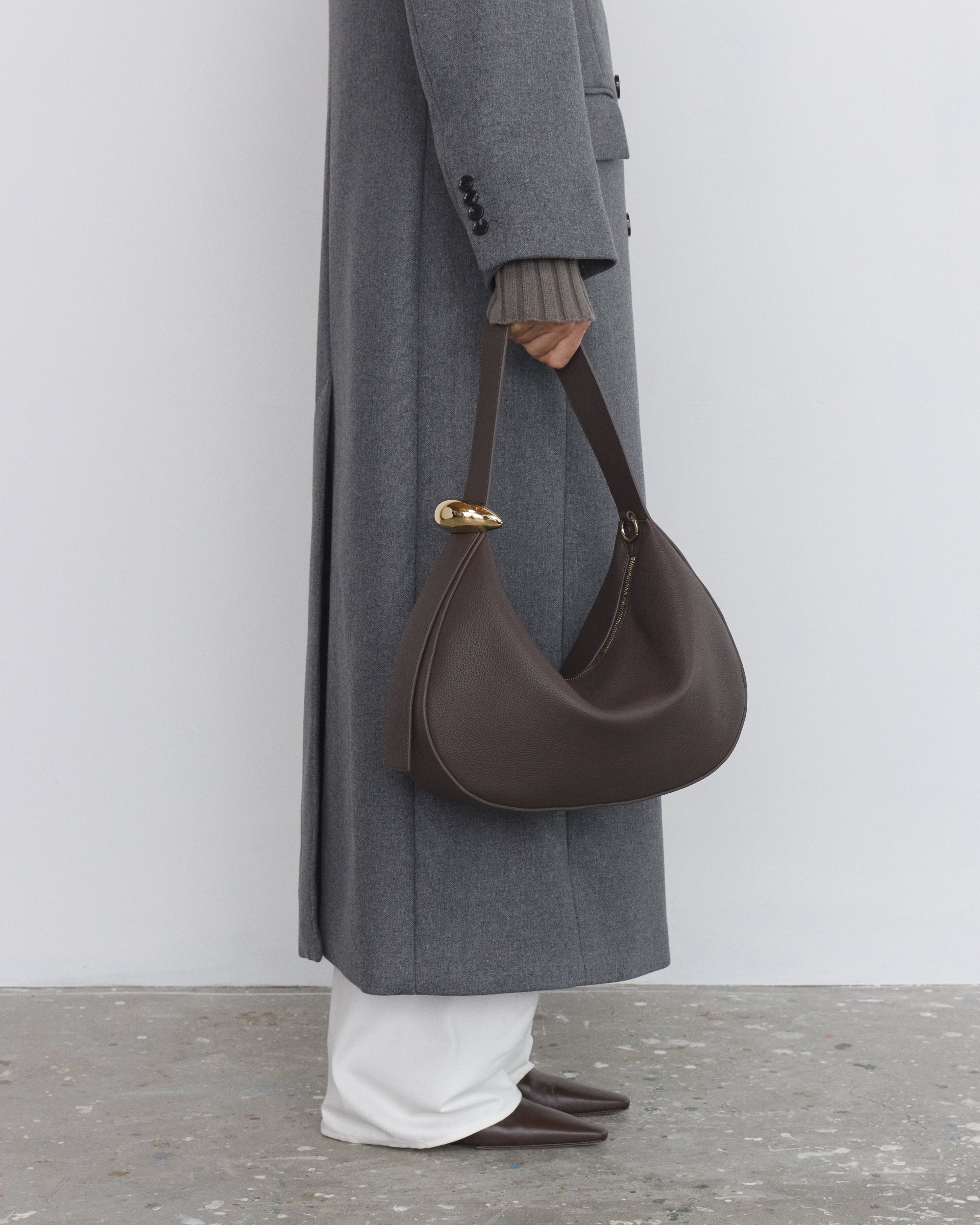 Zaha Buckle Bag - Black