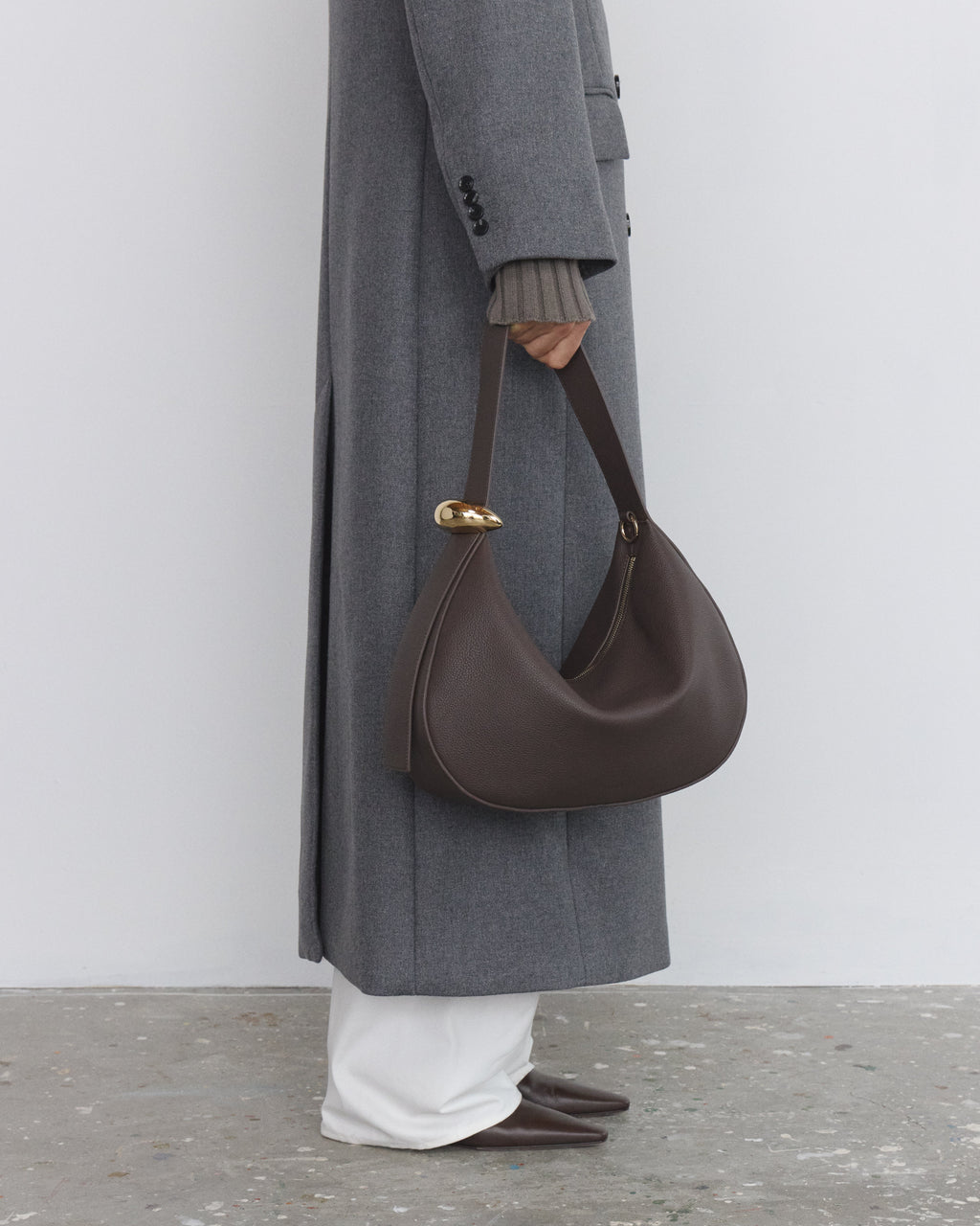 Zaha Buckle Bag - Brown
