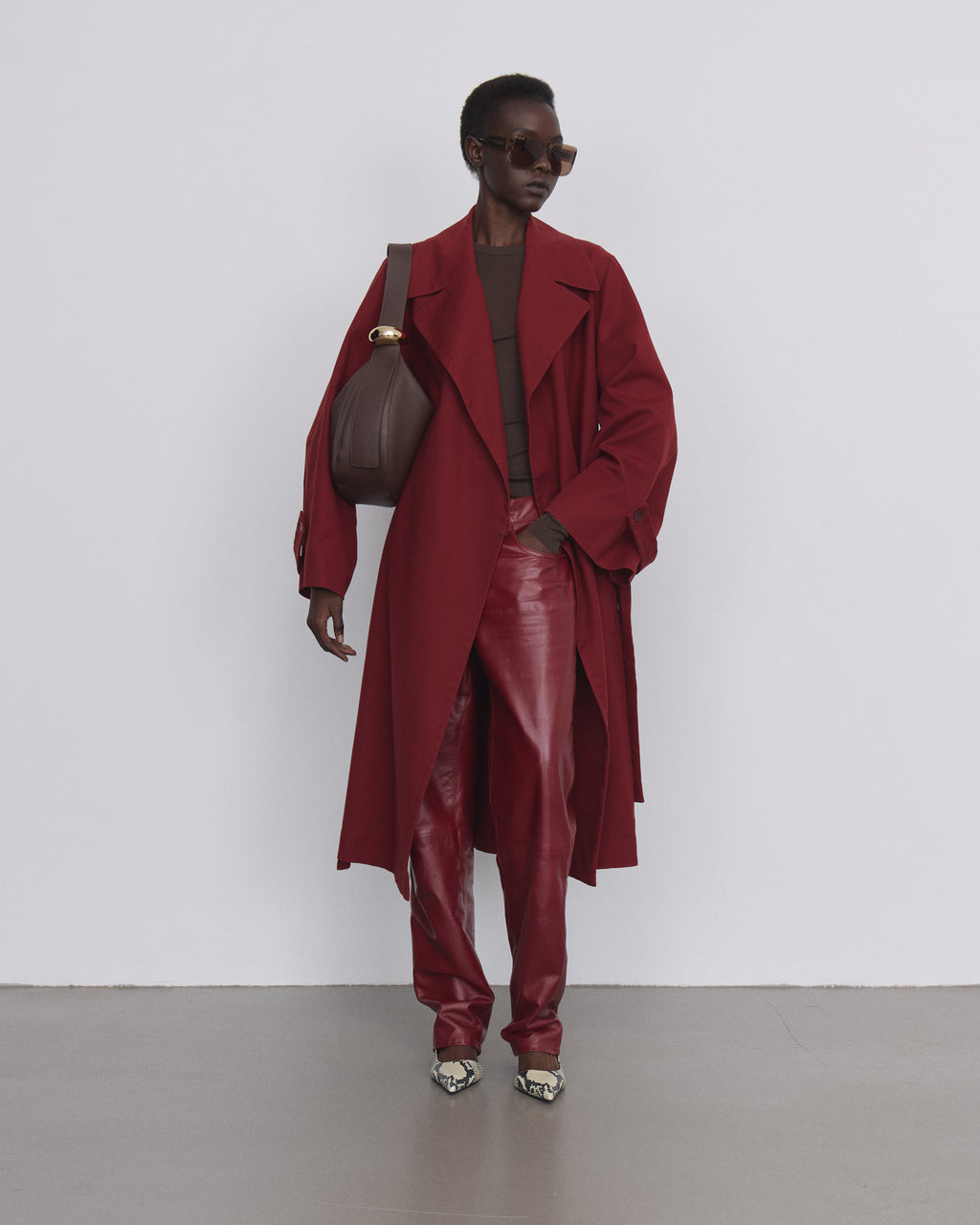 Zaha Buckle Bag - Brown